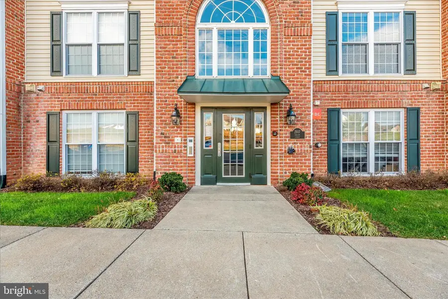 2507 Shelley Cir #3a, Frederick, MD 21702 - Image #2