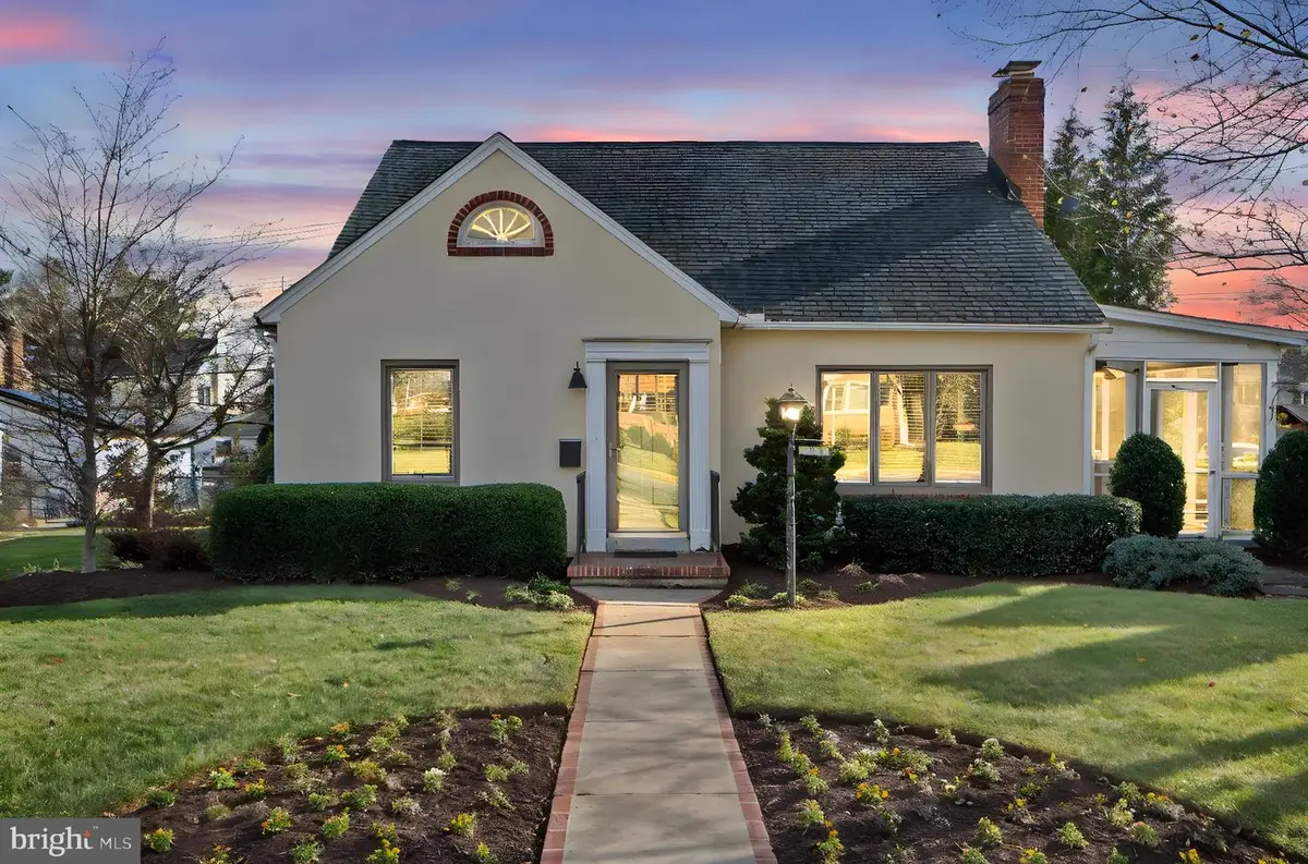 706 Fairview Ave, Frederick, MD 21701 - Image #1