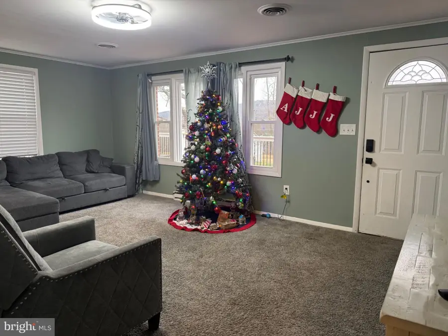 13903 Wolfsville Rd, Smithsburg, MD 21783 - Image #3