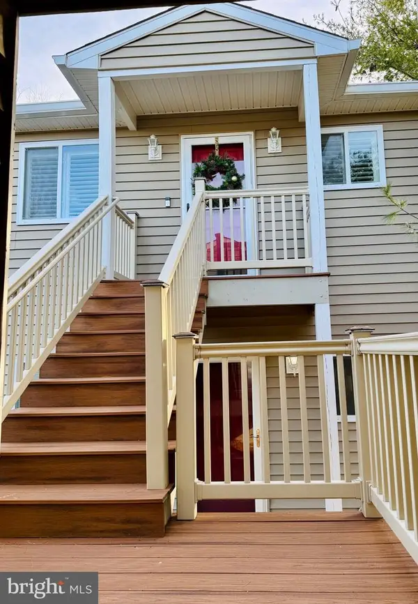 10207 White Pelican Way #106d, NEW MARKET, MD 21774