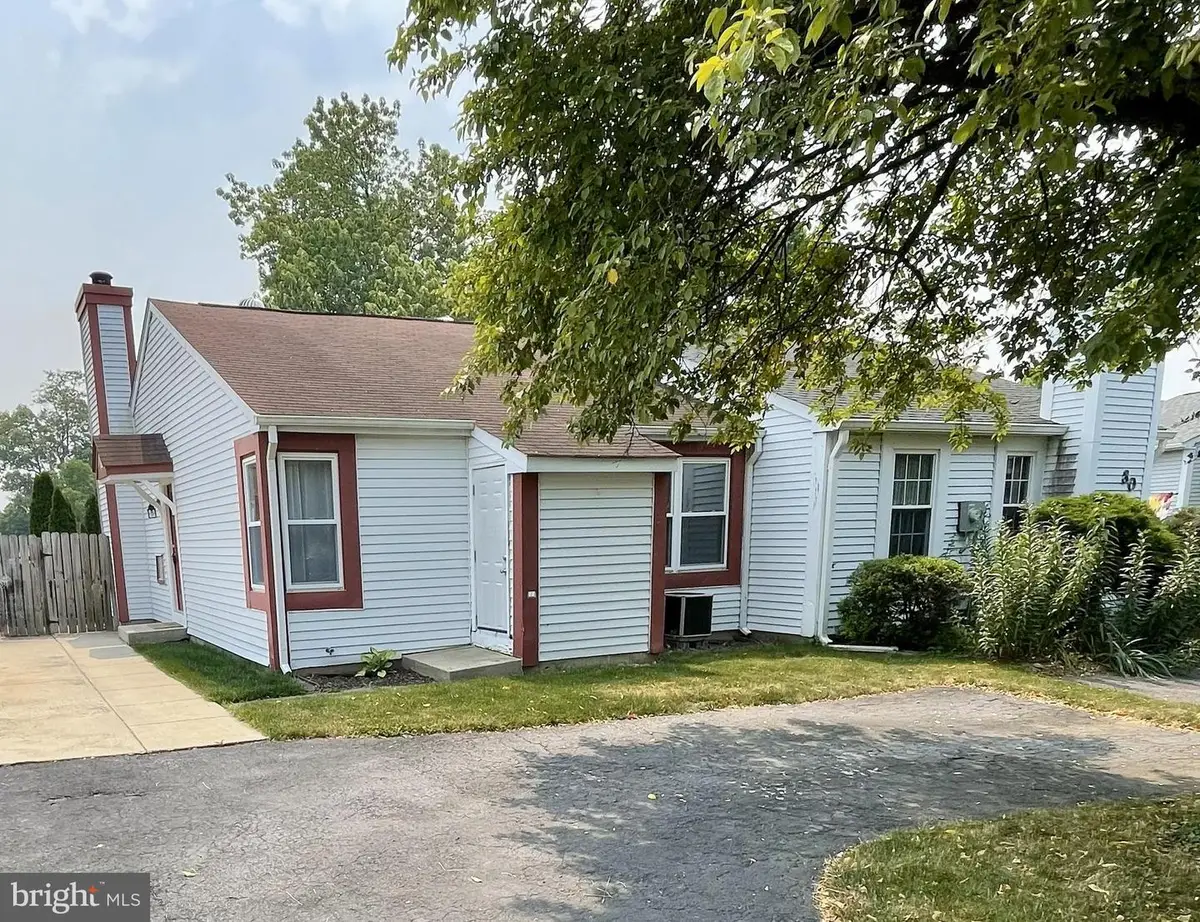 804 Chadwick Cir, Frederick, MD 21701 - Image #1