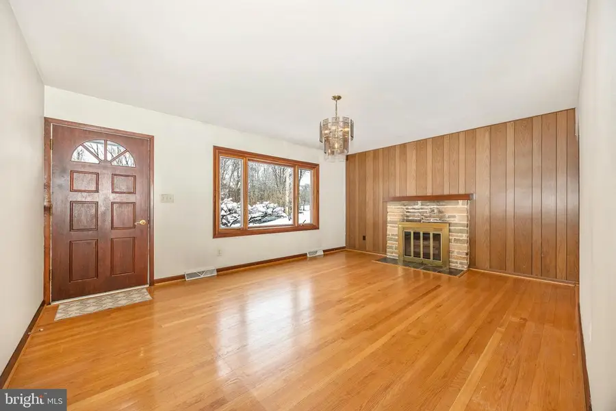 11511 Crickenberger Rd, New Market, MD 21774 - #2