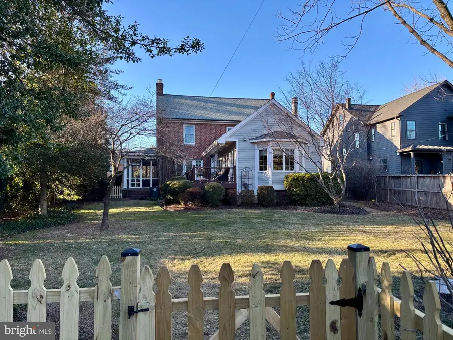 328 Lindbergh Ave, Frederick, MD 21701 - Image #2