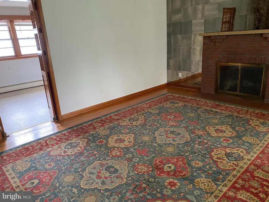 4 Mountain View Pl, Thurmont, MD 21788 - Image #2