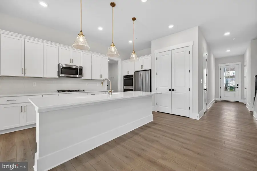 1154 Potomac View Pkwy, Brunswick, MD 21716 - Image #2