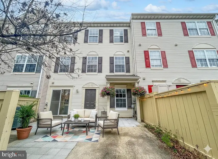 102 Crossbill Way, Frederick, MD 21702 - Image #2