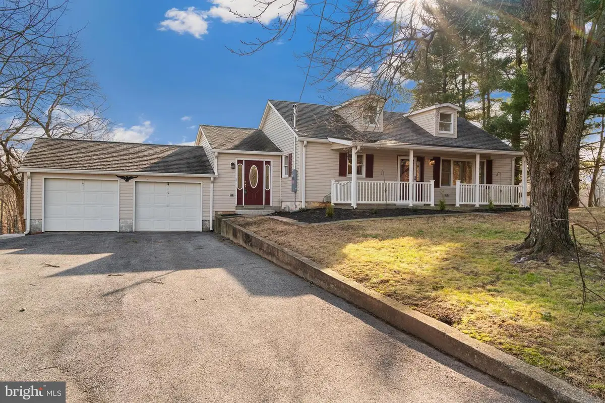 5209 Woodville Rd, Mount Airy, MD 21771 - Image #1