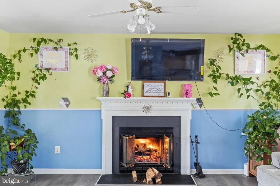 201 Shannonbrook Ln, Frederick, MD 21702 - #2