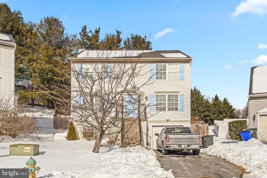 201 Shannonbrook Ln, Frederick, MD 21702 - #3