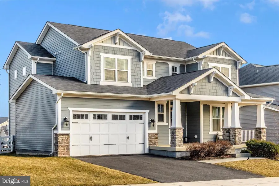 1113 Lakin Dr, Frederick, MD 21702 - Image #2