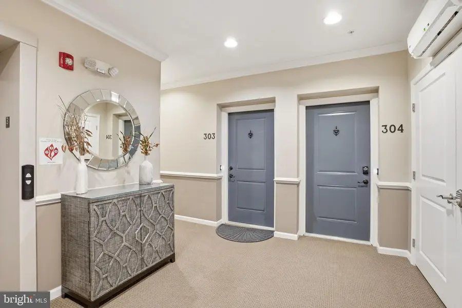 6490 Calverton Dr #304, Frederick, MD 21703 - #2