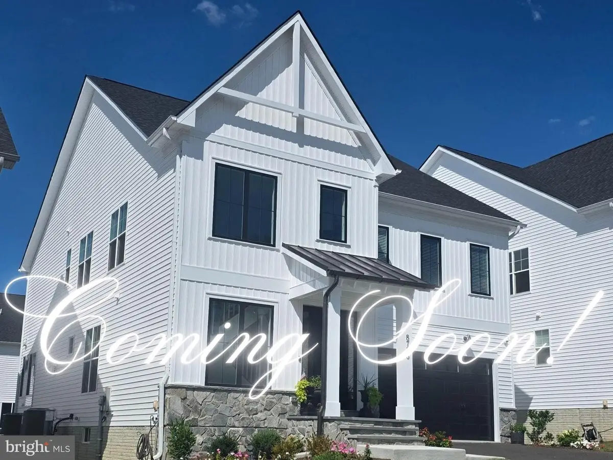 8776 Walnut Bottom Ln, Frederick, MD 21701 - Image #1