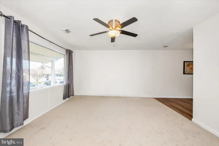 1200 Wilson Pl, Frederick, MD 21702 - #3