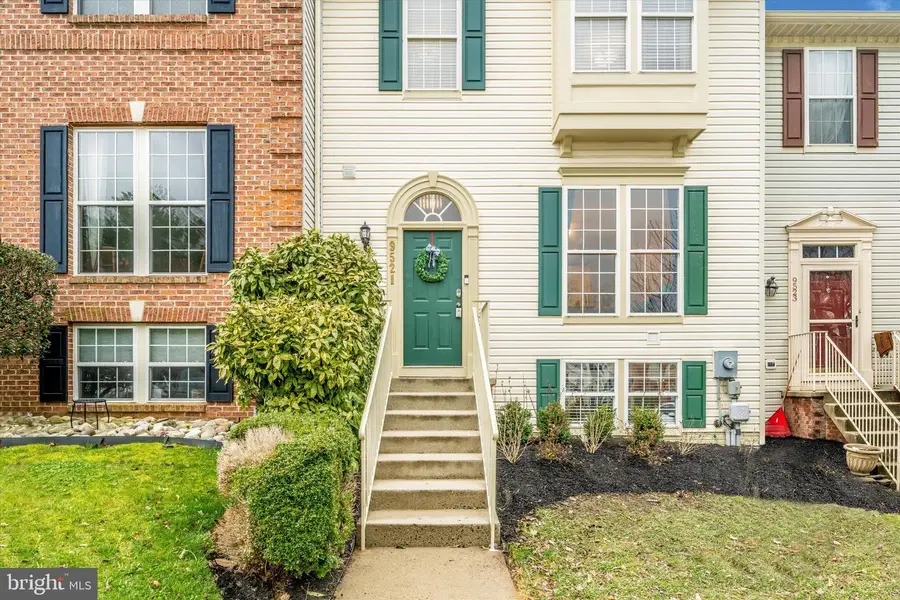 9521 Bellhaven Ct, Frederick, MD 21701 - #2