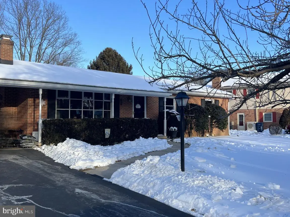 8004 Clearfield Rd, Frederick, MD 21702 - #1