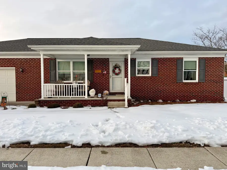 101 E Elizabeth St, Woodsboro, MD 21798 - #2