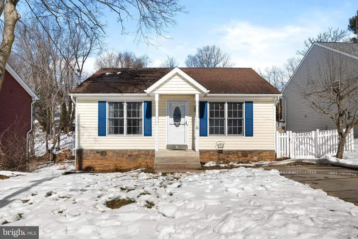 11 W I St, Brunswick, MD 21716 - #1