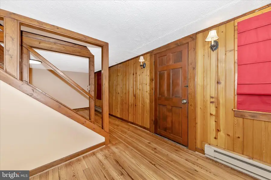 6529 Mountaindale Rd, Thurmont, MD 21788 - #2