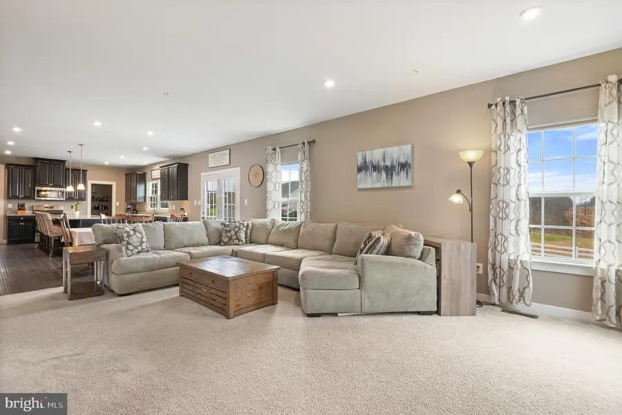 13621 Primavera Dr, Mount Airy, MD 21771 - #3