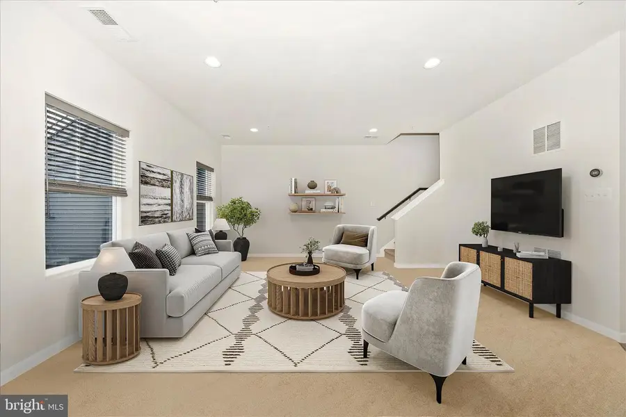 2805 Hillfield Dr, Frederick, MD 21702 - #3