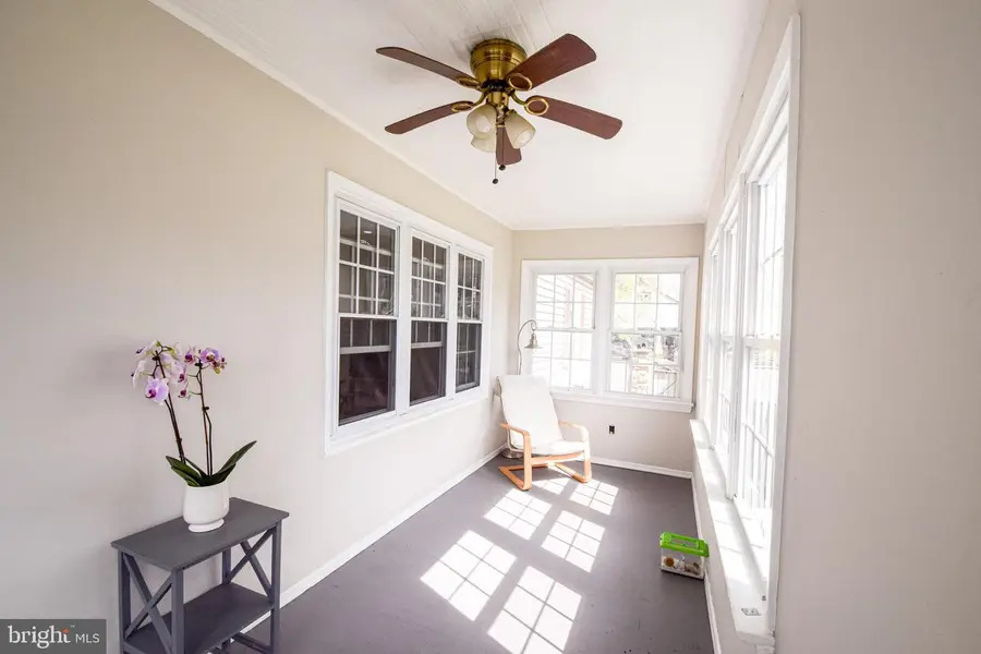 9 Lombard St, Thurmont, MD 21788 - #2