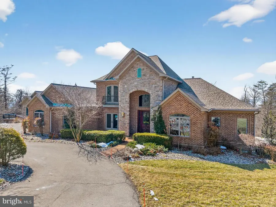 4803 Smokey Ct, Frederick, MD 21702 - #2