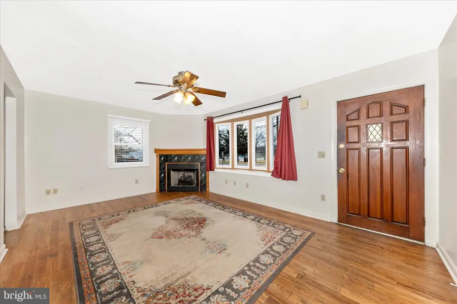 502 Military Rd, Frederick, MD 21702 - #3