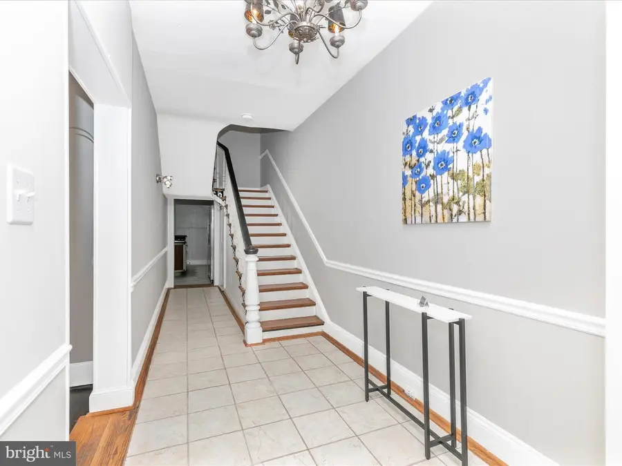 11 South St W, Frederick, MD 21701 - #2