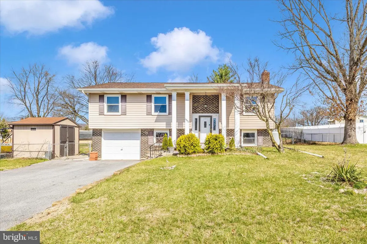 6802 Ruhland Dr, Frederick, MD 21702 - #1