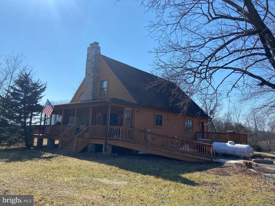 12550 Shoemaker Rd, Taneytown, MD 21787 - #3