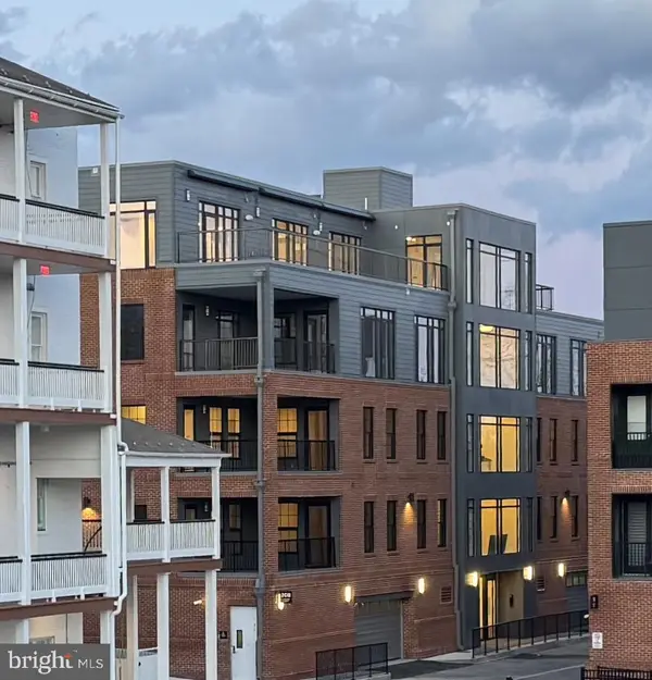 208 Second St E #402, FREDERICK, MD 21701