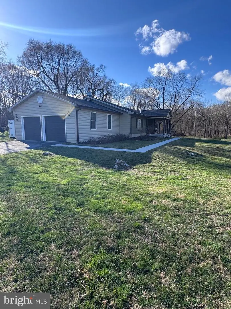 10702 Dublin Rd, Walkersville, MD 21793 - #1