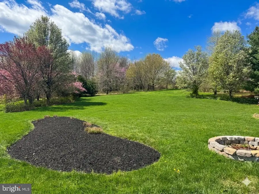 2231 W Greenleaf Dr, Frederick, MD 21702 - #3