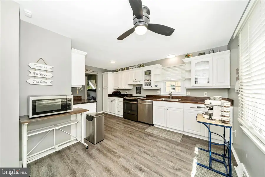 233 Wintergreen Ln, Brunswick, MD 21716 - #3