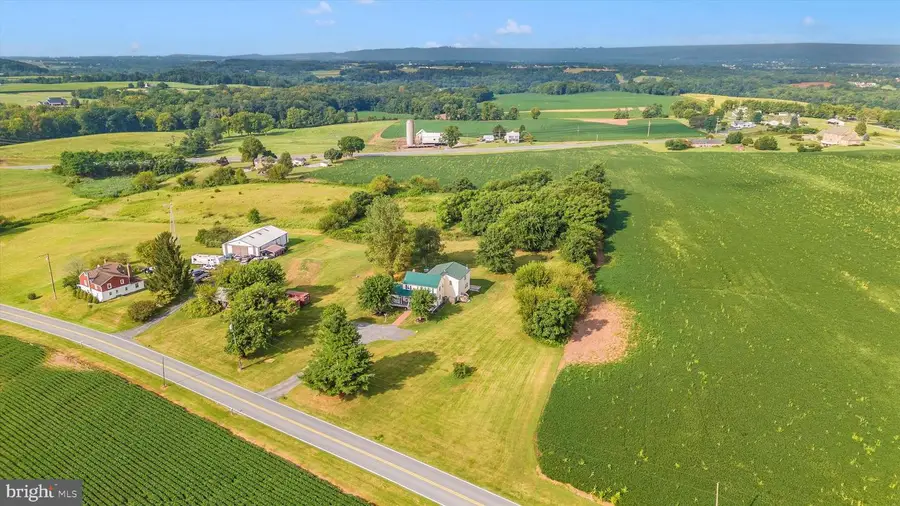 11804 Oak Hill Rd, Woodsboro, MD 21798 - #2