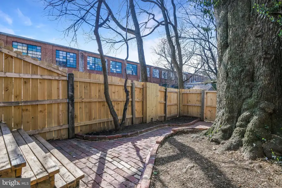 230 E 5th St, Frederick, MD 21701 - #3