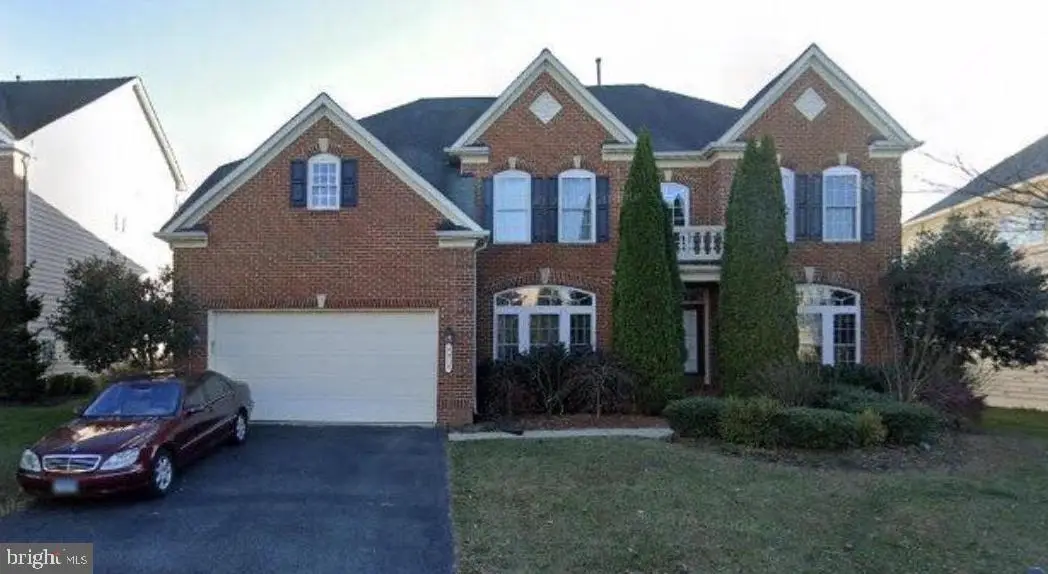 9215 Shafers Mill Dr, Frederick, MD 21704 - #1