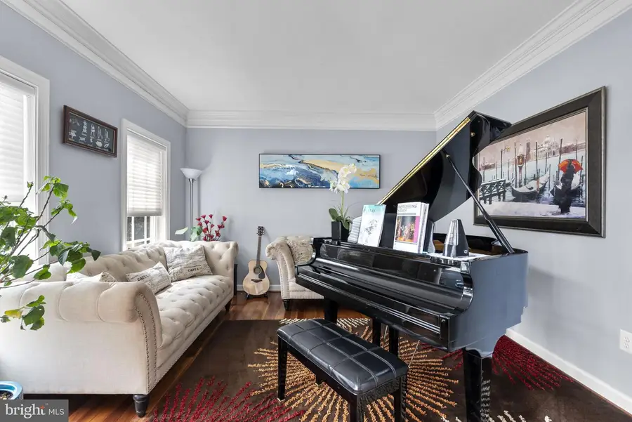 4104 Brushfield Dr, Frederick, MD 21704 - #3