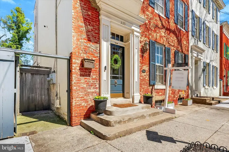 225 E 2nd St, Frederick, MD 21701 - #2