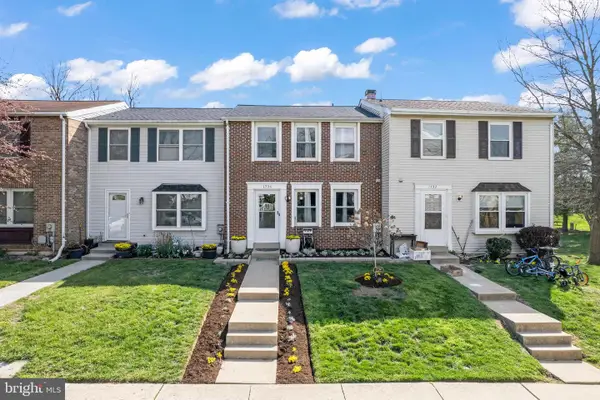 1734 Heather Ln, FREDERICK, MD 21702