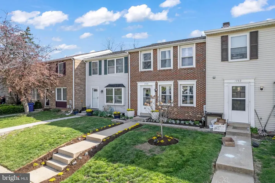 1734 Heather Ln, Frederick, MD 21702 - #2