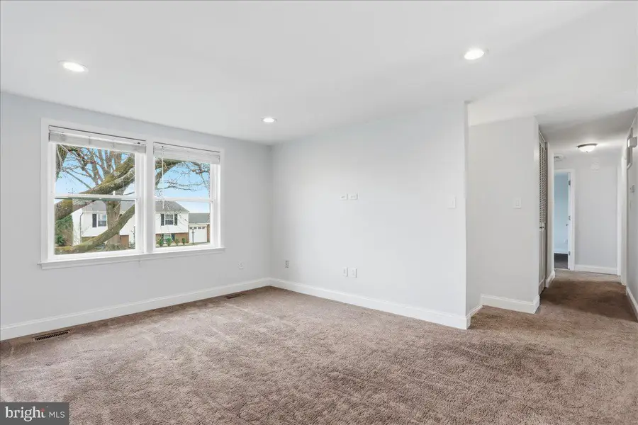 215 Challedon Dr, Walkersville, MD 21793 - #3