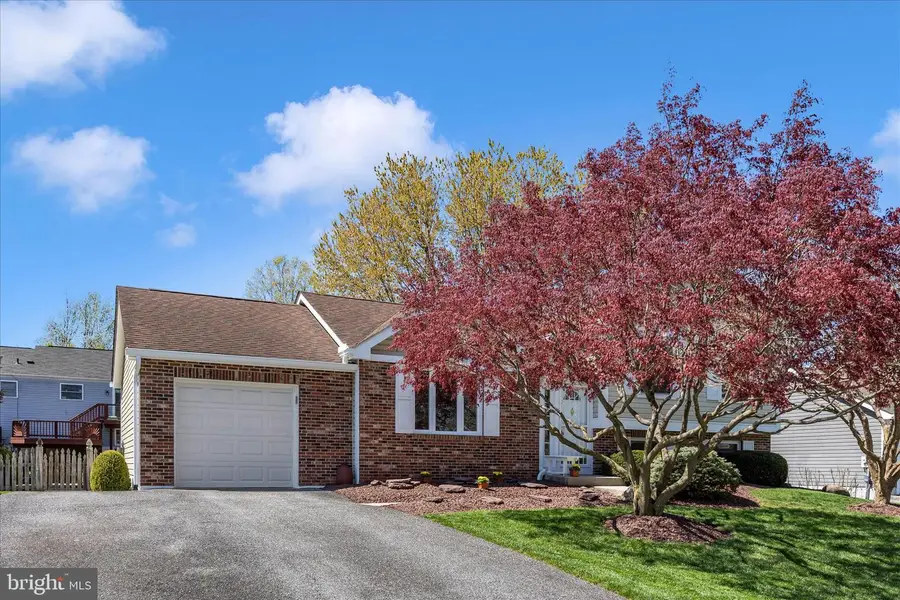 221 Diamond Dr, Walkersville, MD 21793 - #3