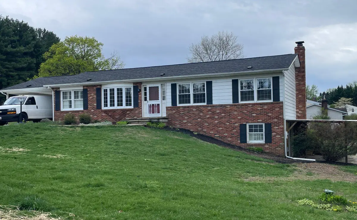 5811 Corporal Jones Ct, Mount Airy, MD 21771 - #1