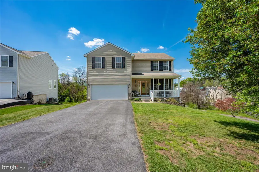 307 Washington St, Middletown, MD 21769 - #2