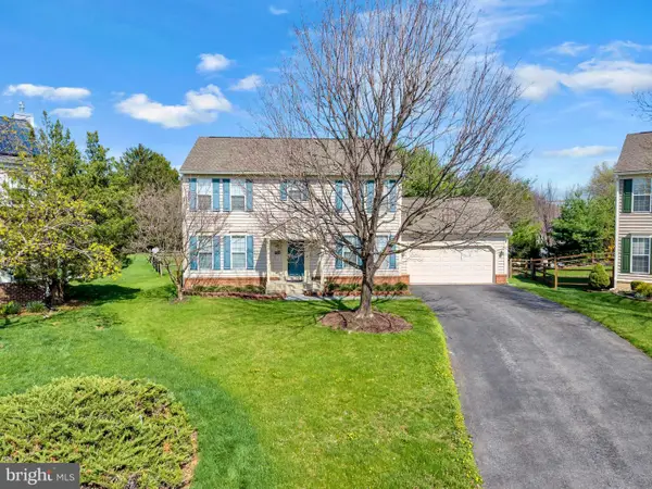 1027 Dulaney Mill Dr, FREDERICK, MD 21702