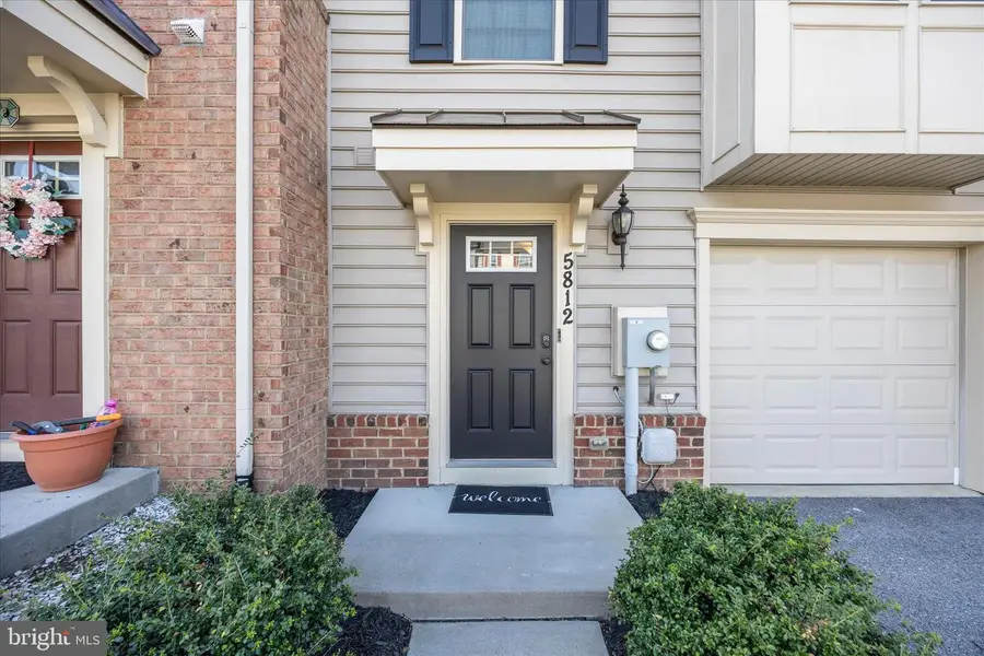 5812 Rochefort St, Ijamsville, MD 21754 - #3