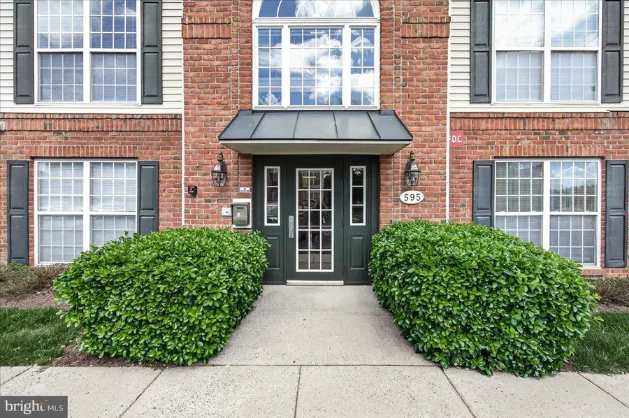 595 Cawley Dr #4 3c, Frederick, MD 21703 - #3