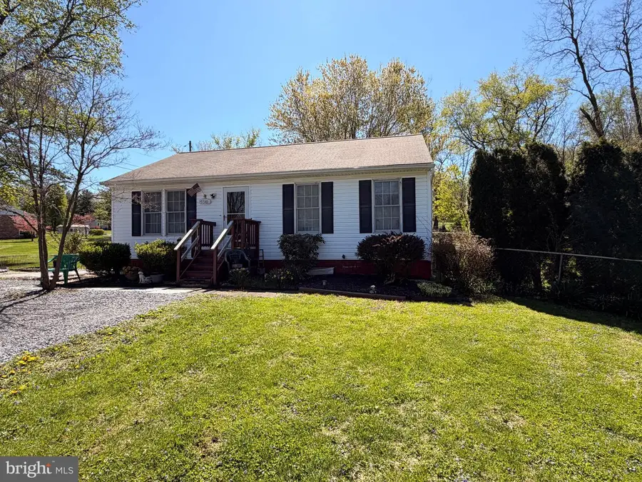 9549 Fingerboard Rd, Ijamsville, MD 21754 - #3