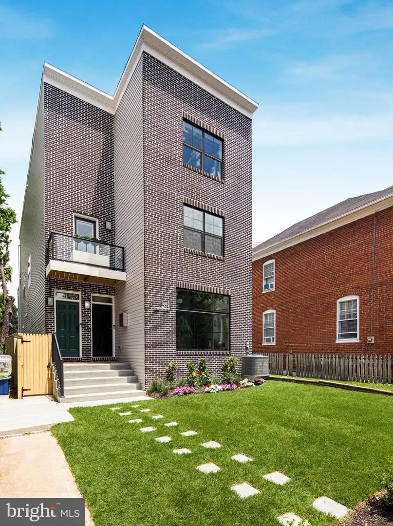 311 W South St #unit 2, Frederick, MD 21701 - #3